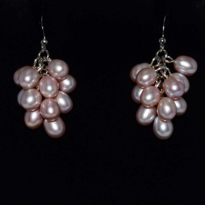 Lavender Rice Shape Pearls on Grape Shape Dangle Earrings