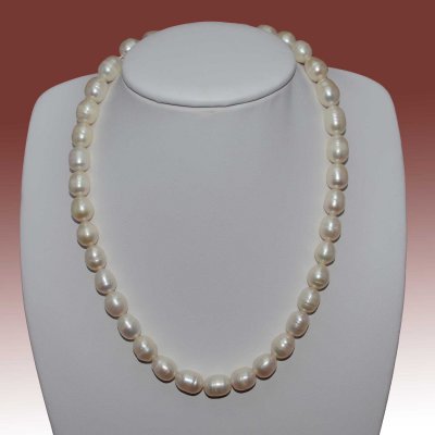 7.5-8.5mm White Potato Shape Freshwater Pearl Necklace